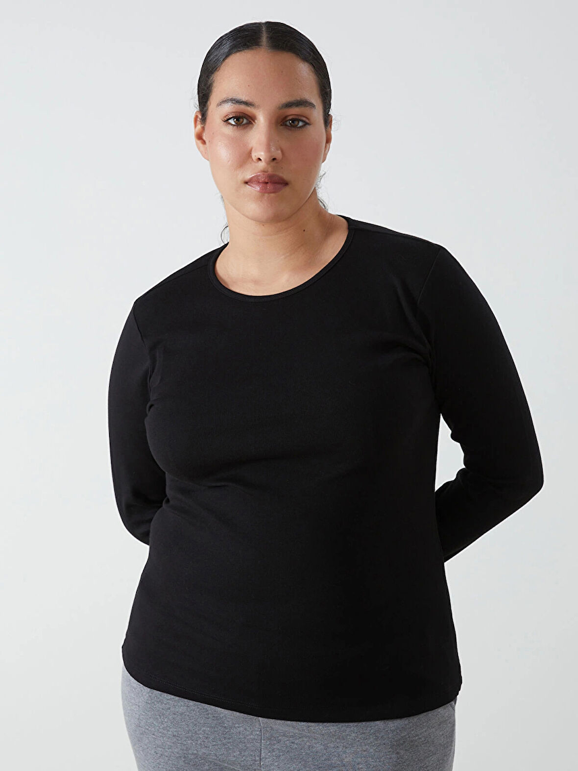 LCWAIKIKI Classic Siyah Bisiklet Yaka Düz Uzun Kollu Kadın Body