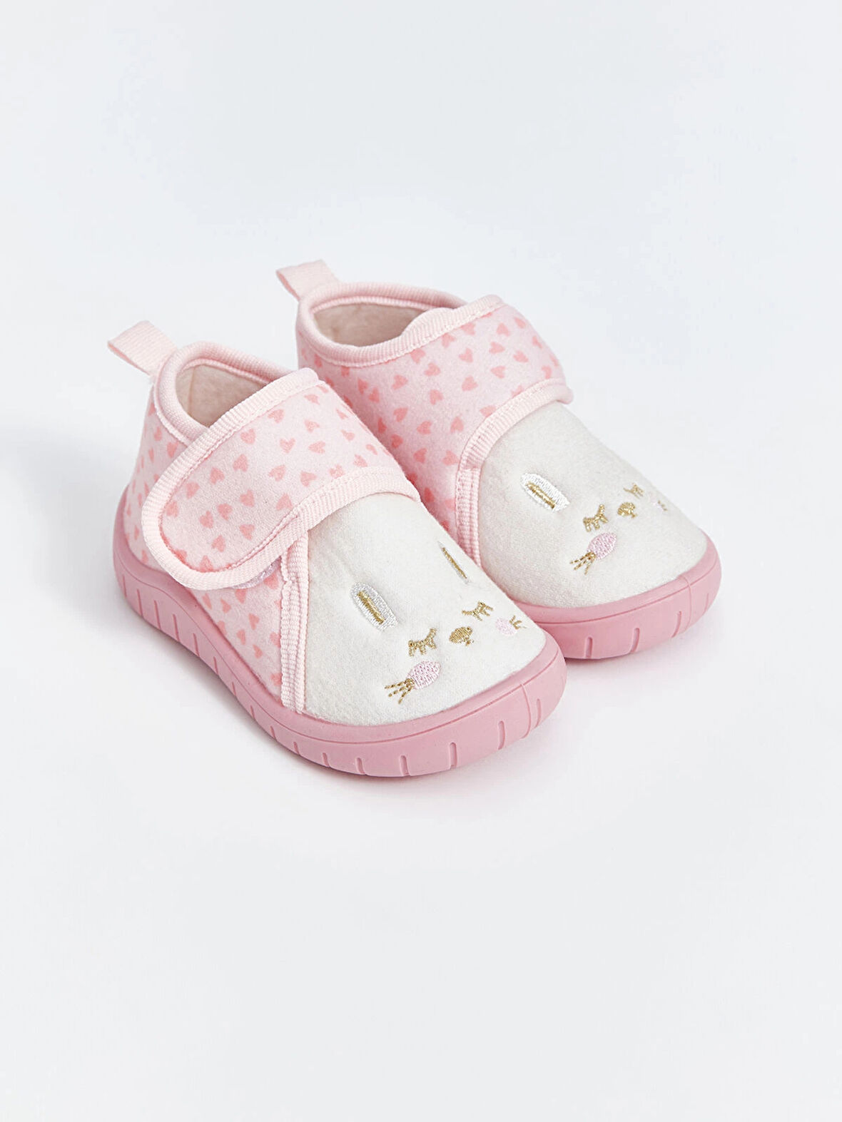 LCW STEPS Pembe Nakış Detaylı Cırt Cırtlı Kız Bebek Panduf