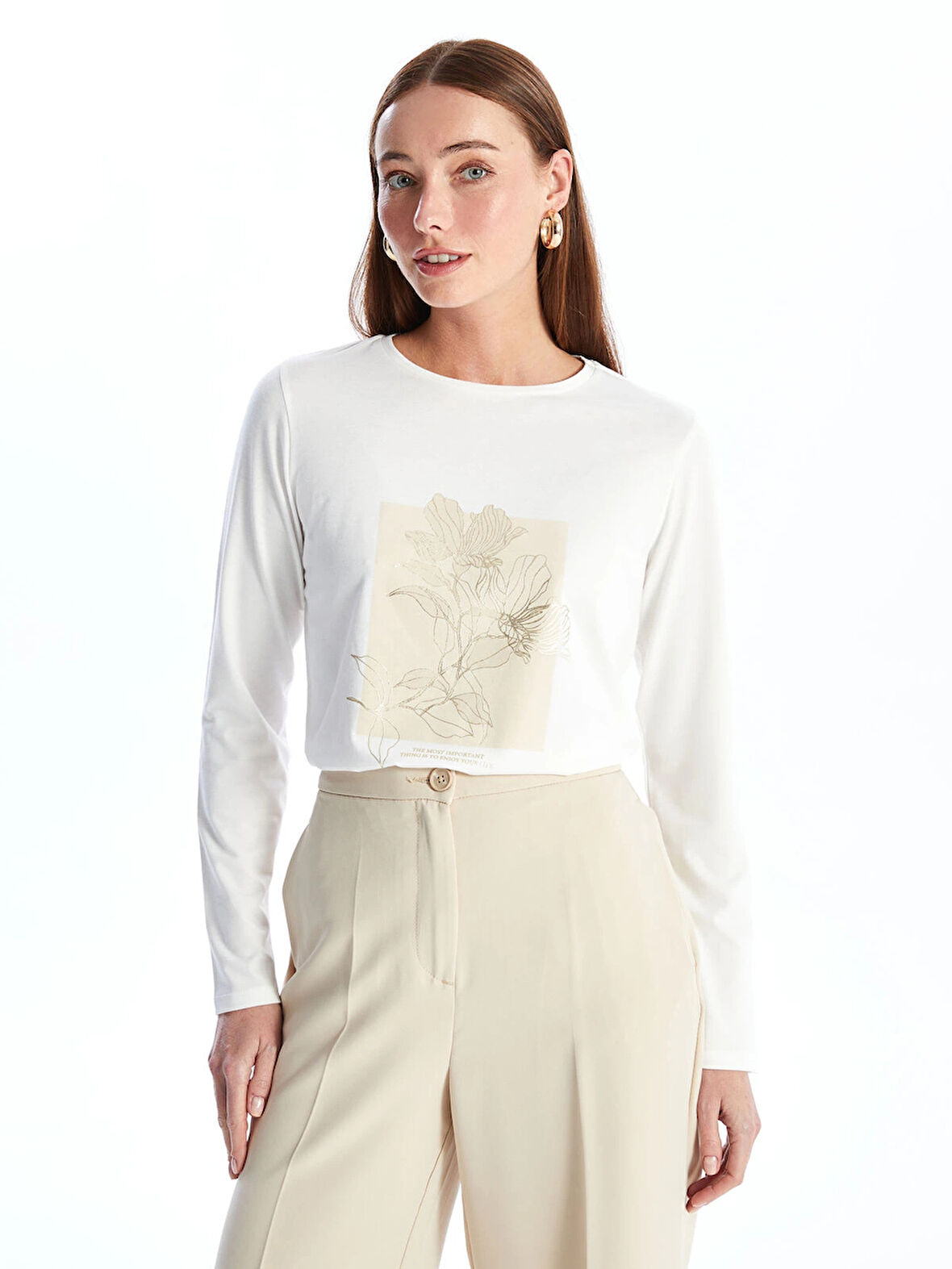 LCWAIKIKI Basic EKRU Bisiklet Yaka Baskılı Uzun Kollu Kadın Tişört