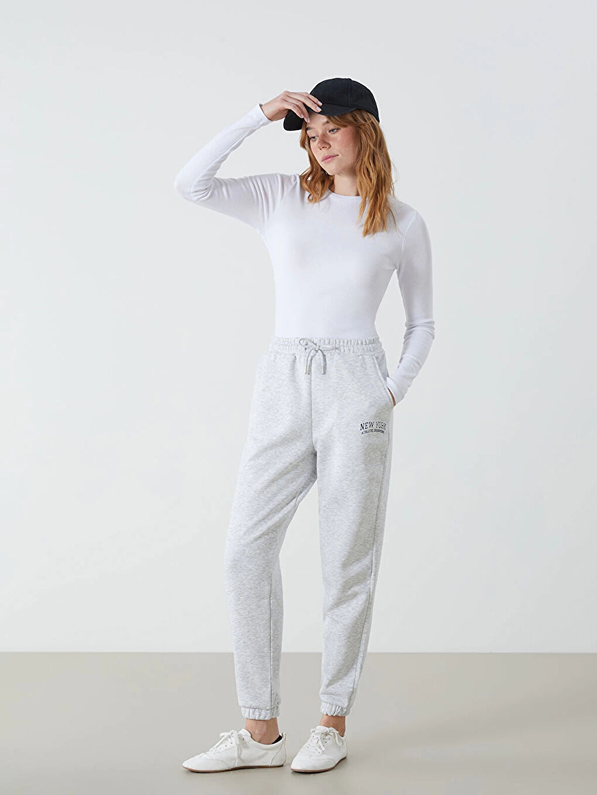 XSIDE ACTIVE Gri Baskılı Kadın Kalın Jogger Spor Eşofman Altı