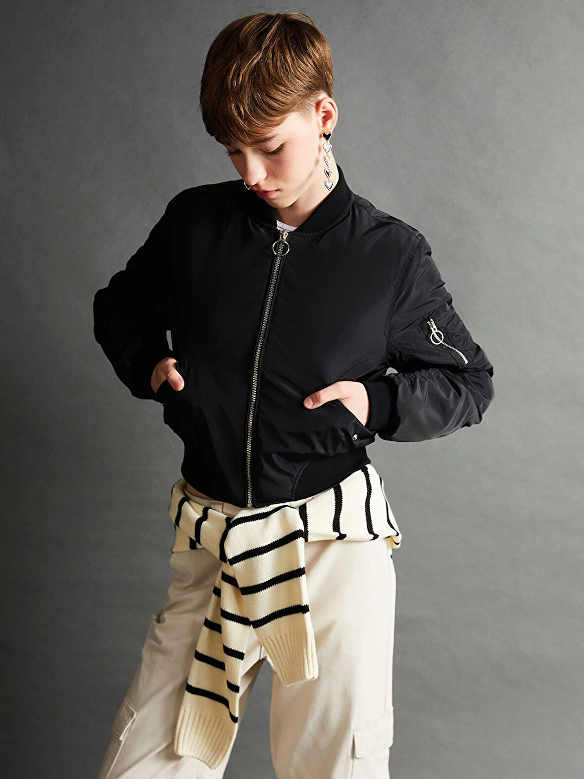 XSIDE SİYAH Kolej Yaka Crop Kadın Bomber Mont