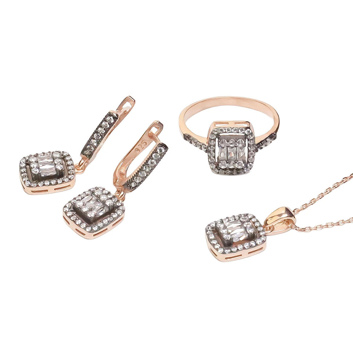 AgaKulche Baget Taşlı Gümüş Takı Seti Elmaz Montür S32-EB (925)