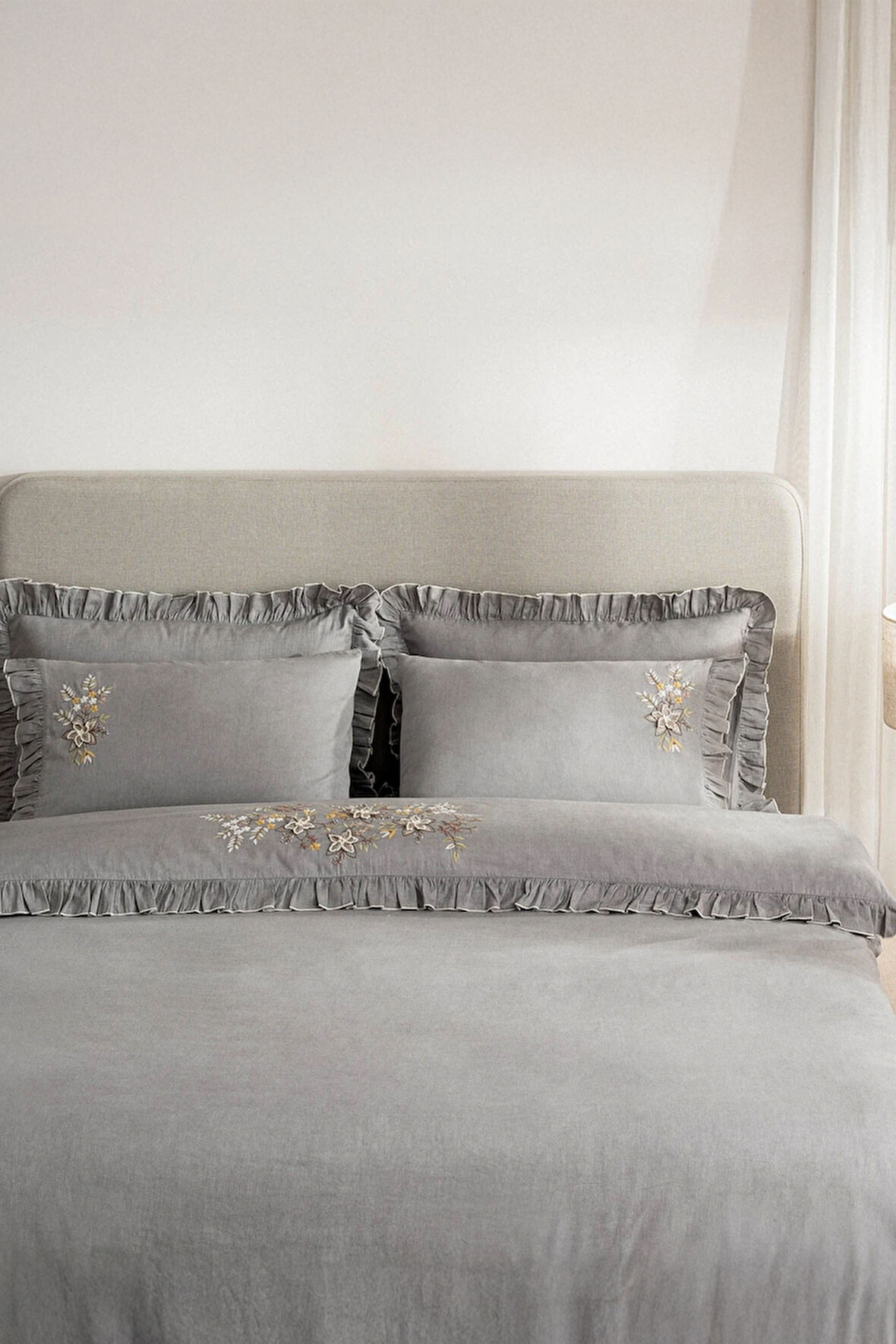 Ecocotton Zaira Gri Çift Kişilik %100 Organik Pamuk El Nakışlı Nevresim Takımı