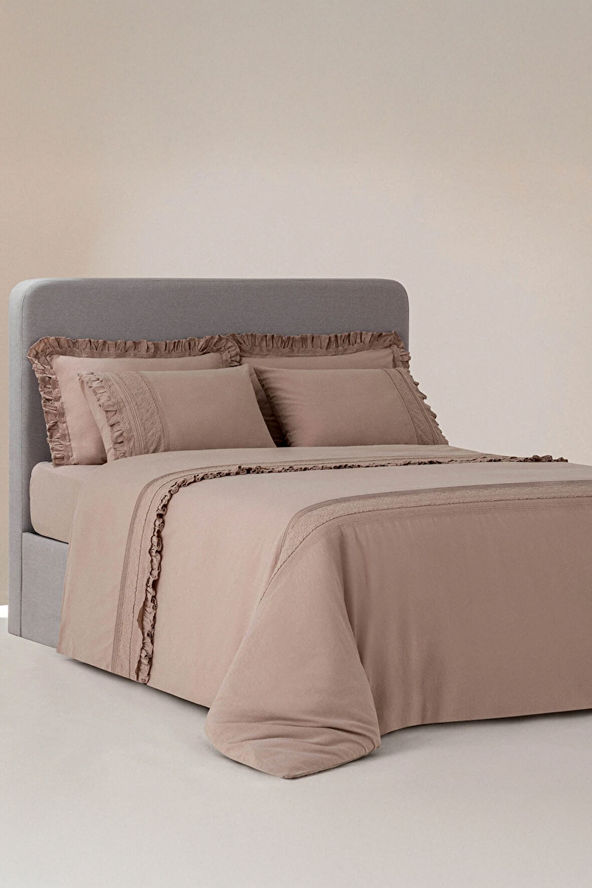 Ecocotton Adelya Pudra Çift Kişilik Brodeli Organik Pamuk Keten Nevresim Takımı