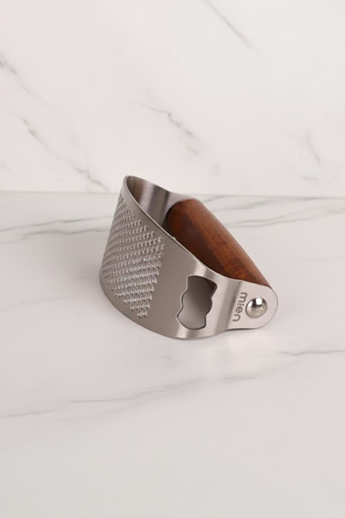 Mien Prateg Akasya Saplı Sarımsak Ezici Ergonomik