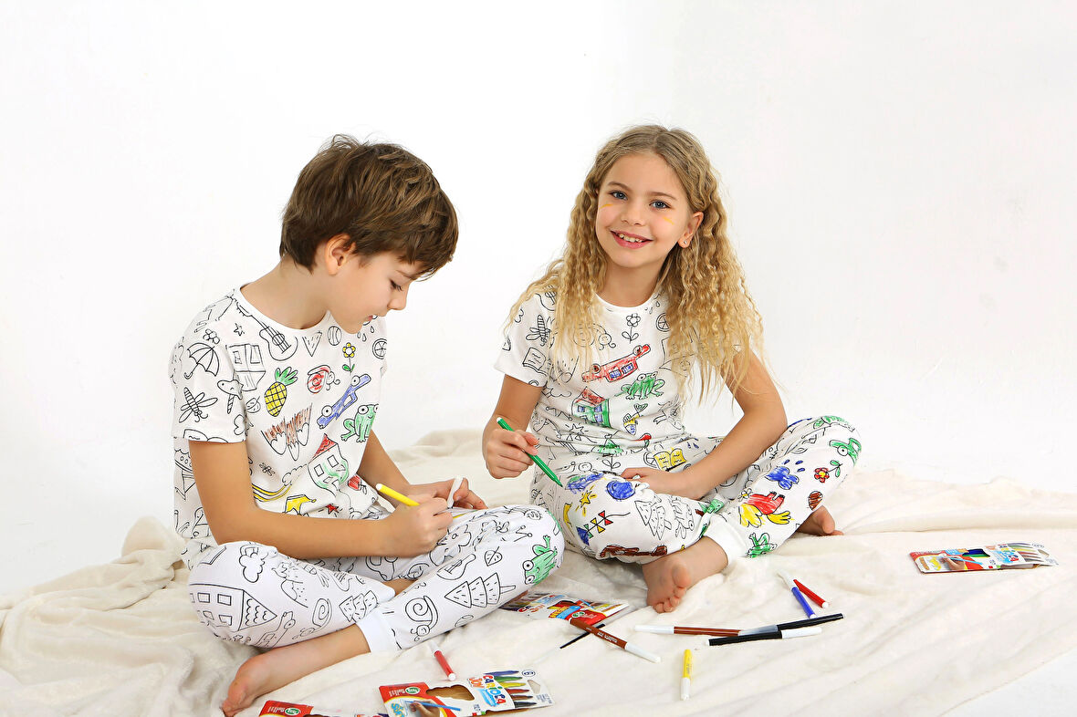 Kısa Kollu Özel Kalem Hediye BOYANABİLİR Kız Erkek Çocuk Pijama Takımı (Yıkama Sonrası Leke Bırakmaz)
