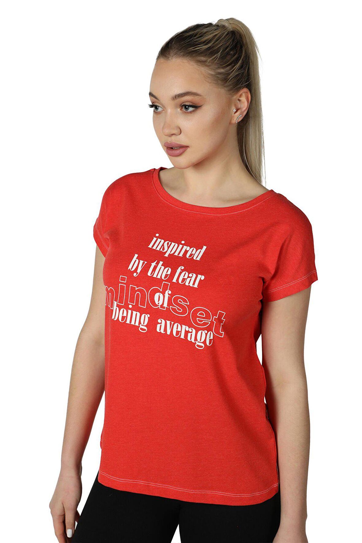 defy's KADIN ARKA DİKİŞ DETAYLI BASKILI KISA KOLLU BİSİKLET YAKA TİŞÖRT KIRMIZI - M