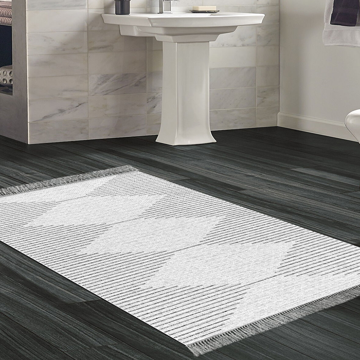 Dekoreko Kaymaz Taban Djt Banyo Halısı Trend Saçaklı İskandinav F5085