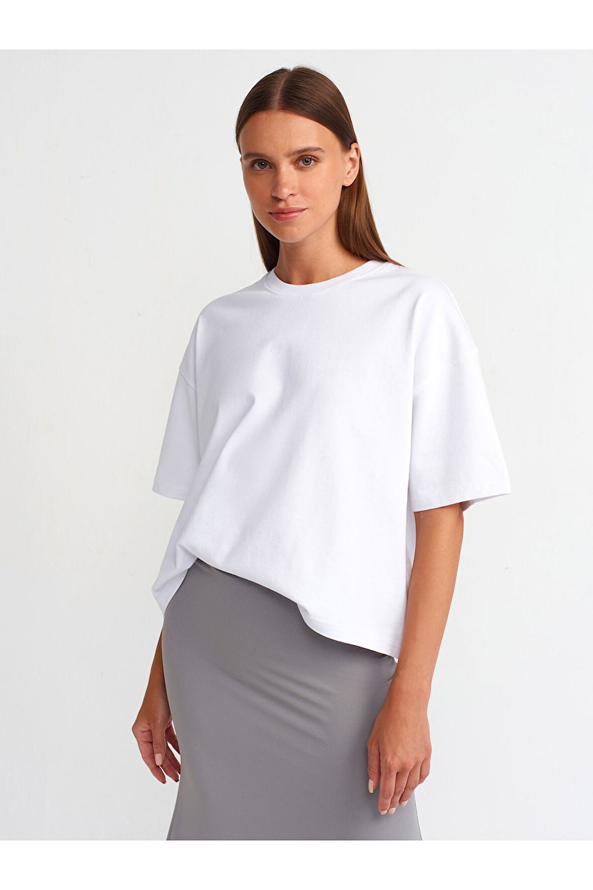 Dilvin Kadın Oversize Kısa Kollu Pamuklu Beyaz T-shirt - 31017