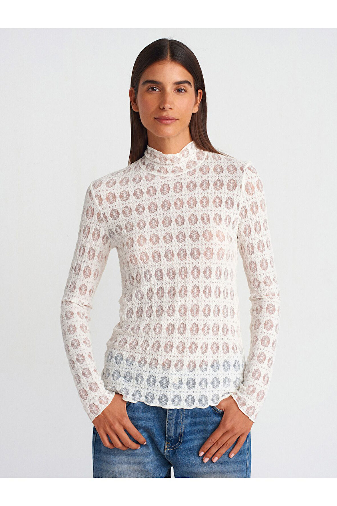 31328 DİLVİN BALIKÇI YAKA FERMUARLI DANTEL TOP