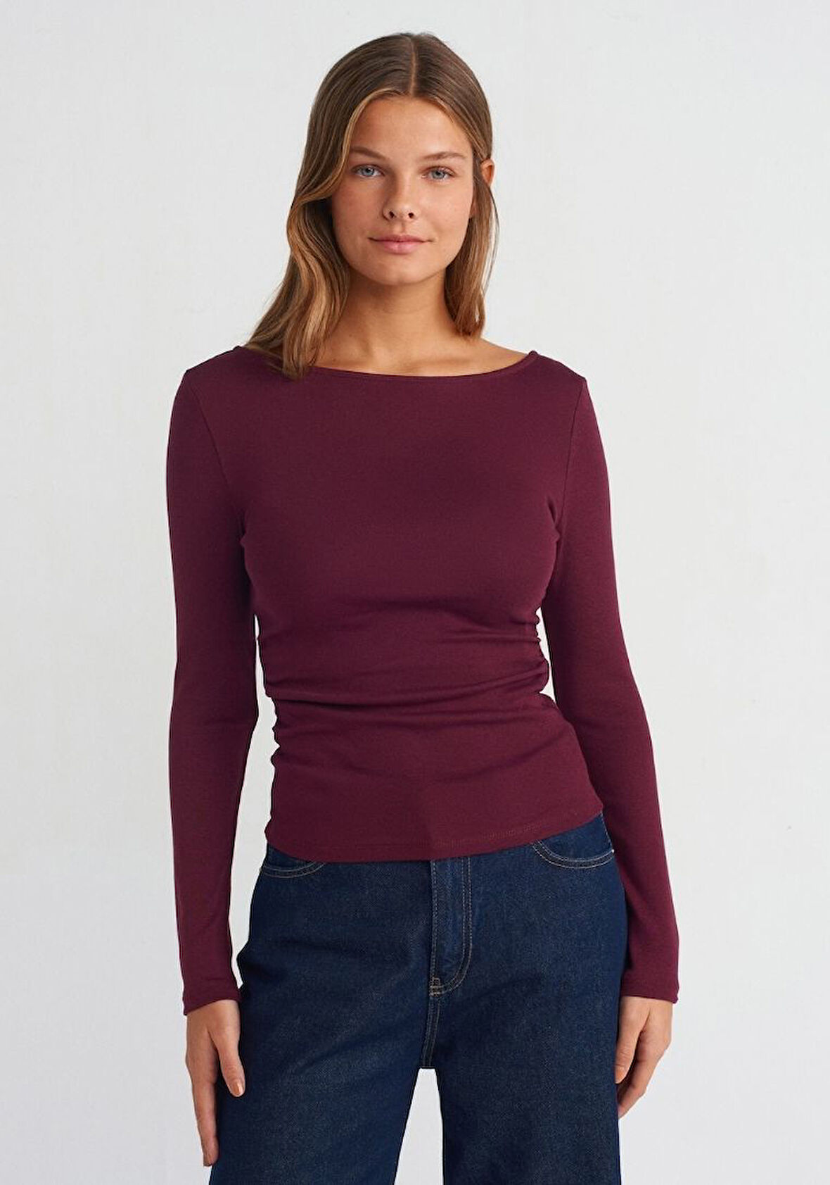 31401 DİL Büzgülü Kayık Yaka Top 