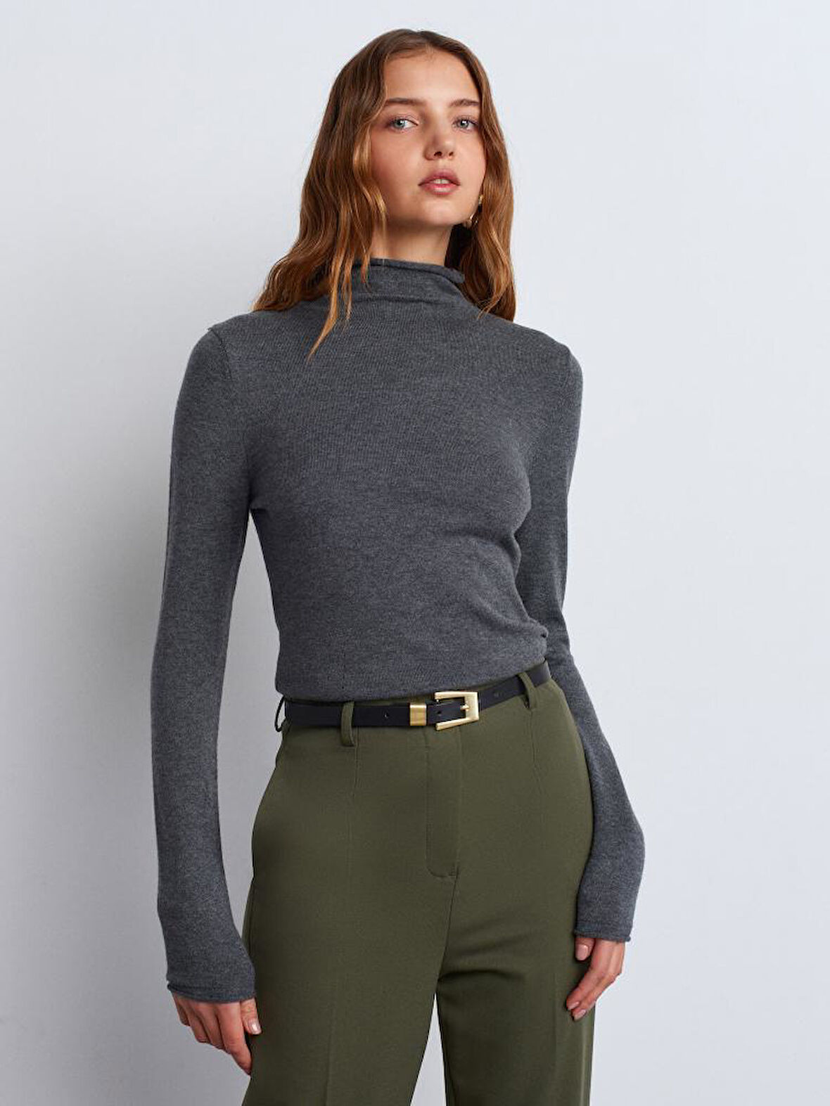 10714 DİLVİN DİK YAKA YÜNLÜ YUMUŞAK İNCE DOKULU TRİKO KAZAK