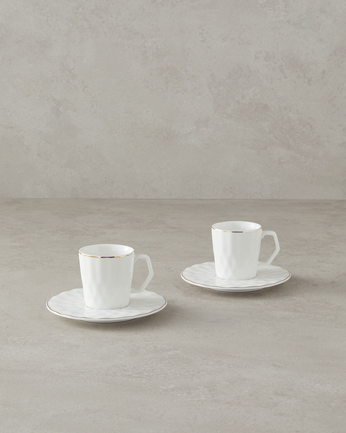 Hestia New Bone China Kahve Fincan Takımı 4 Parça 2 Kişilik Beyaz