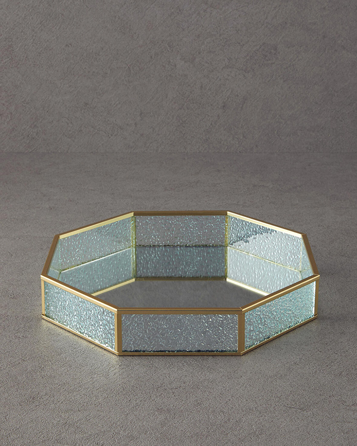 English Home Glossy Cam Dekoratif Tepsi Gold