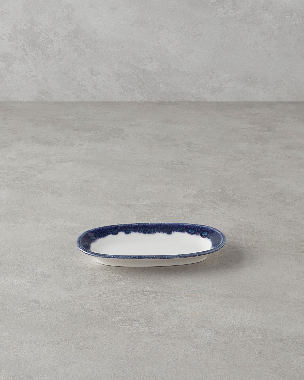 English Home Larry Porselen Kayık Tabak 19 cm Lacivert