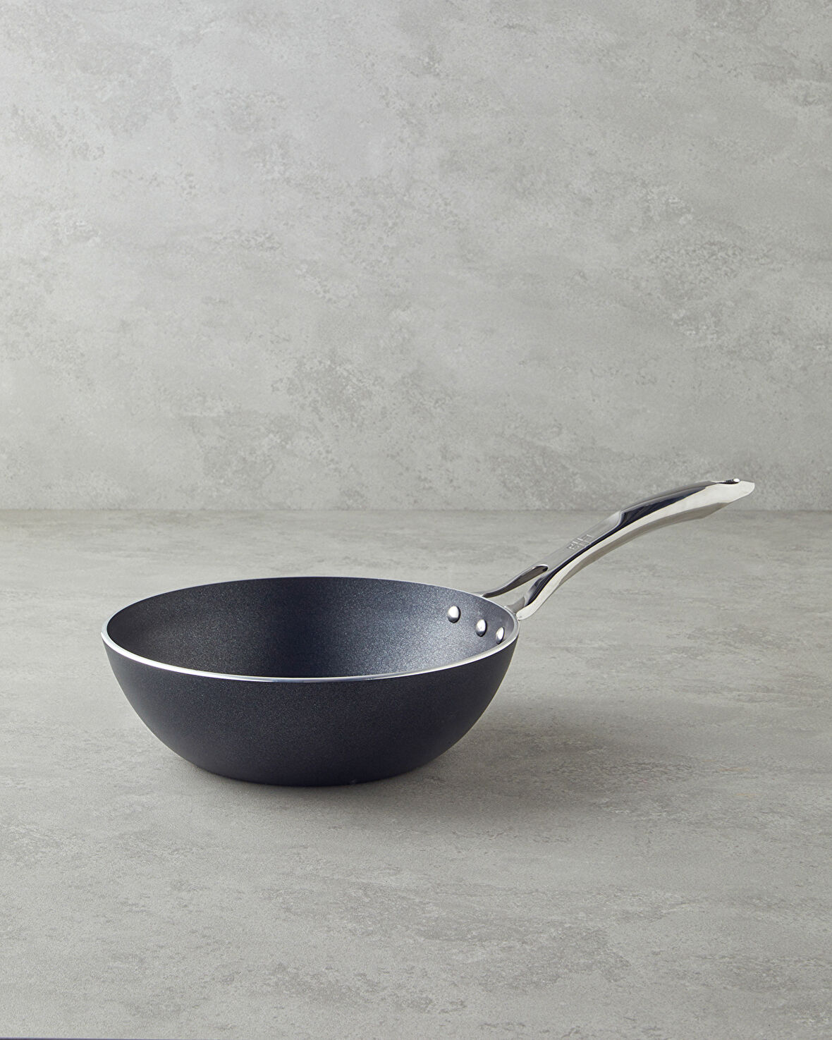 English Home Horeca Alüminyum Wok Tava 26 cm Siyah