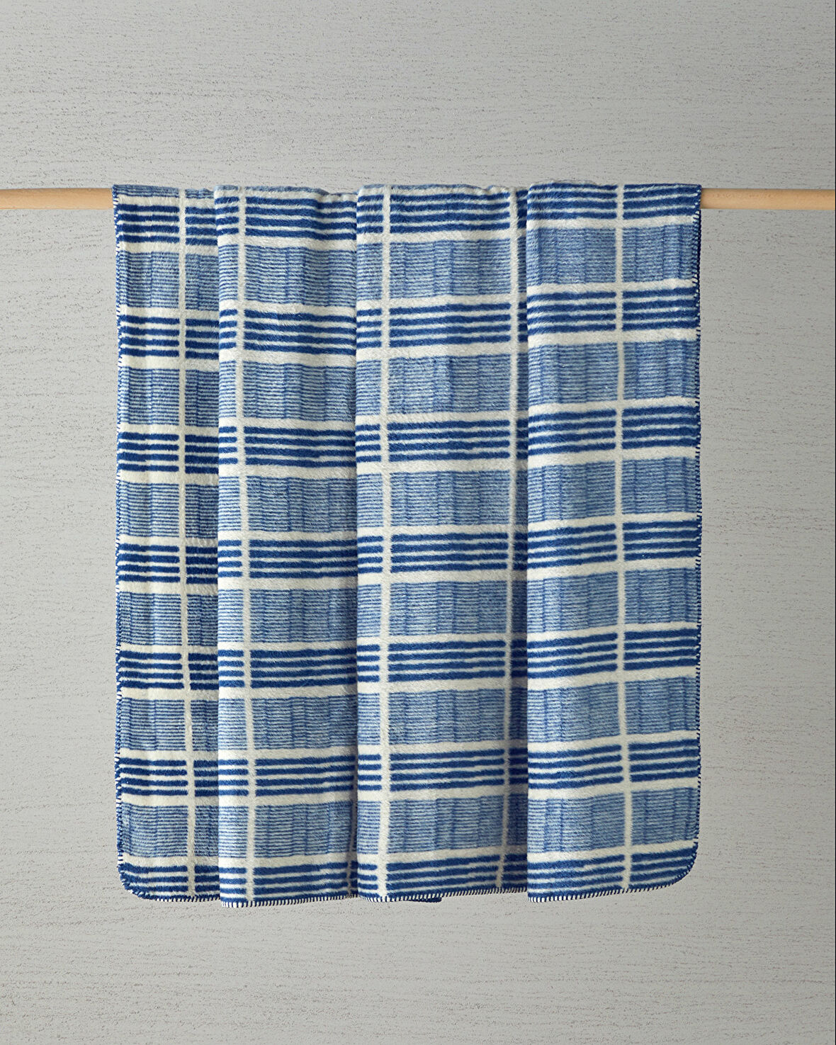 English Home Menor Raya Akrilik Tek Kişilik Battaniye 150x200 cm Indigo-Mavi