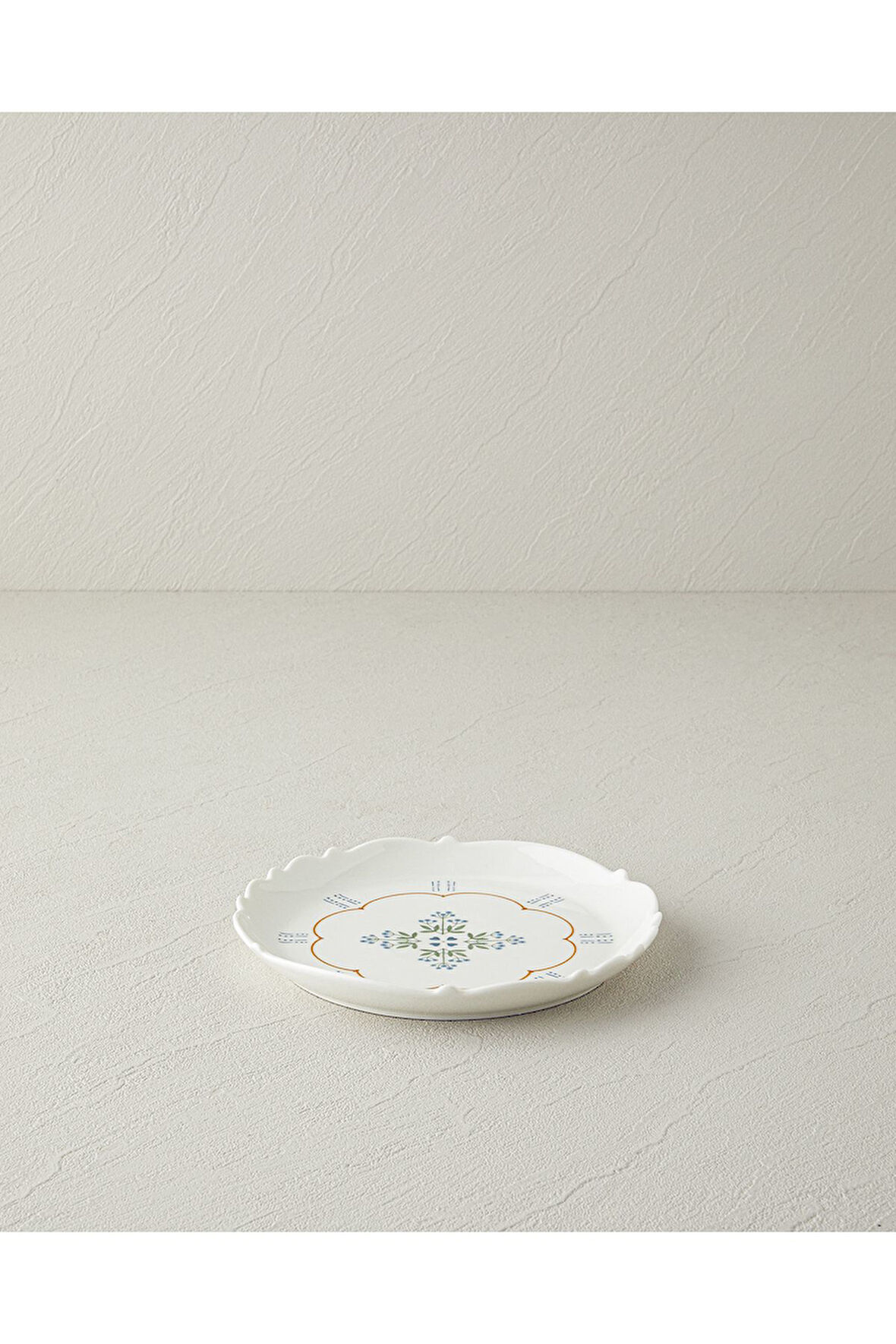 Retro Paisley New Bone China Pasta Tabağı 18 cm Beyaz - Mavi