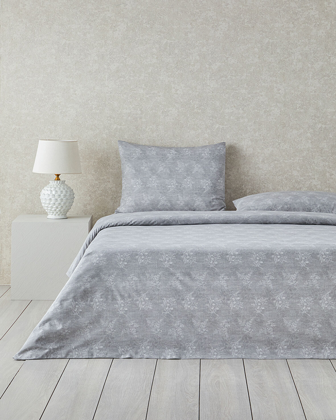 English Home Flower Shade Kolay Ütülenir Çift Kişilik Nevresim Takımı Gri