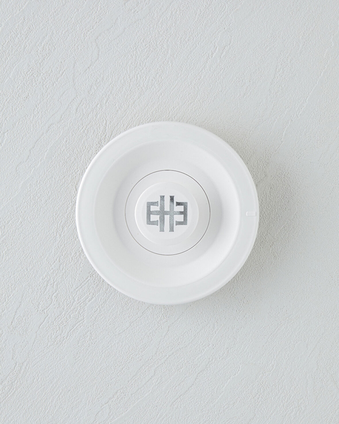 CMK DEMLİK KAPAĞI BEYAZ LOGOLU Krom