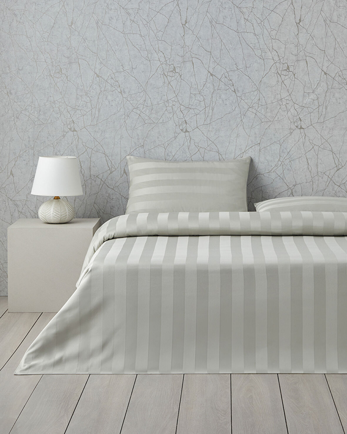 Deluxe Çizgili Pamuk Saten King Size Nevresim Takımı 240x220 cm Açık Yeşil