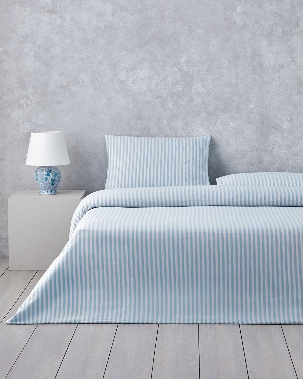 Soft Streaks İpliği Boyalı Çift Kişilik Nevresim Takımı 200x220 cm Mavi