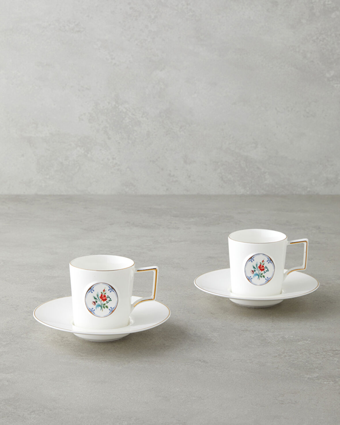Charmed Bloom Porselen 4 Parça 2 Kişilik Double Kahve Fincan Takımı 155 ml Beyaz-Gold