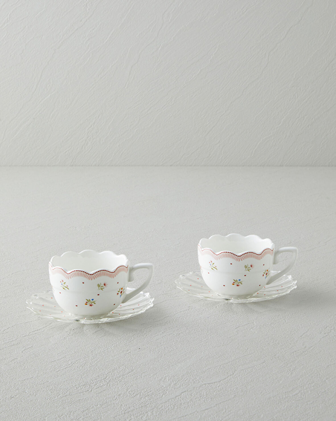 Daisy Days New Bone China 4 Parça 2 Kişilik Cam Tabaklı Kahve Fincan Takımı 80 ml Pembe - Yeşil