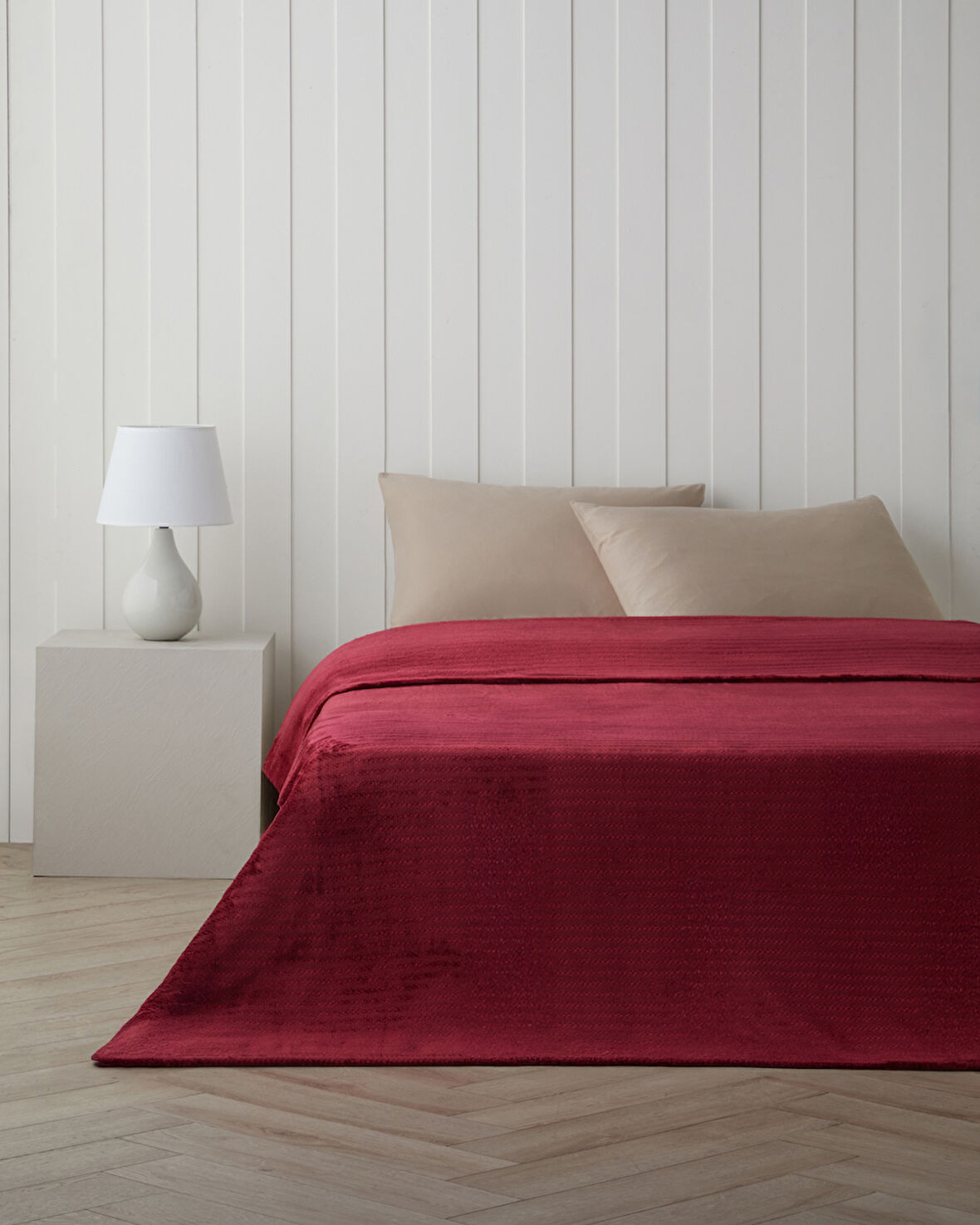 Shiny Lines Floşlu Supersoft Çift Kişilik Battaniye 200x220 cm Koyu Kırmızı