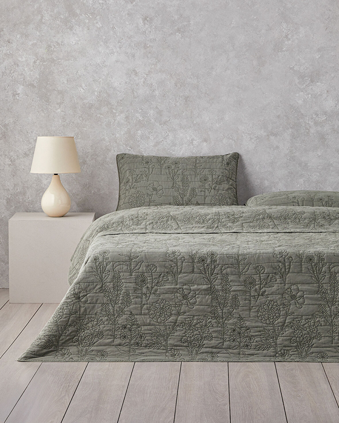 Belle Bloom Tek Kişilik Yatak Örtüsü Takımı 160x220 cm Yeşil