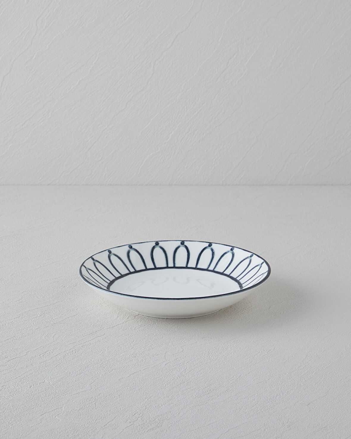 Monarch Porselen Çukur Tabak 19 cm Siyah - Beyaz