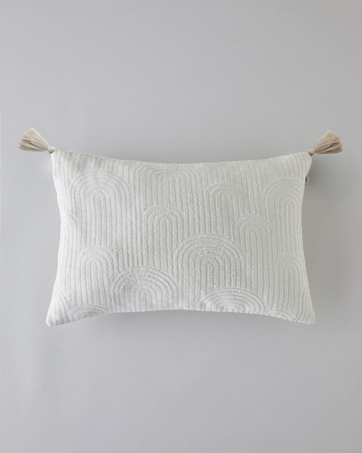 Deluxe Jakarlı Dekoratif Kırlent 35x55 cm Krem