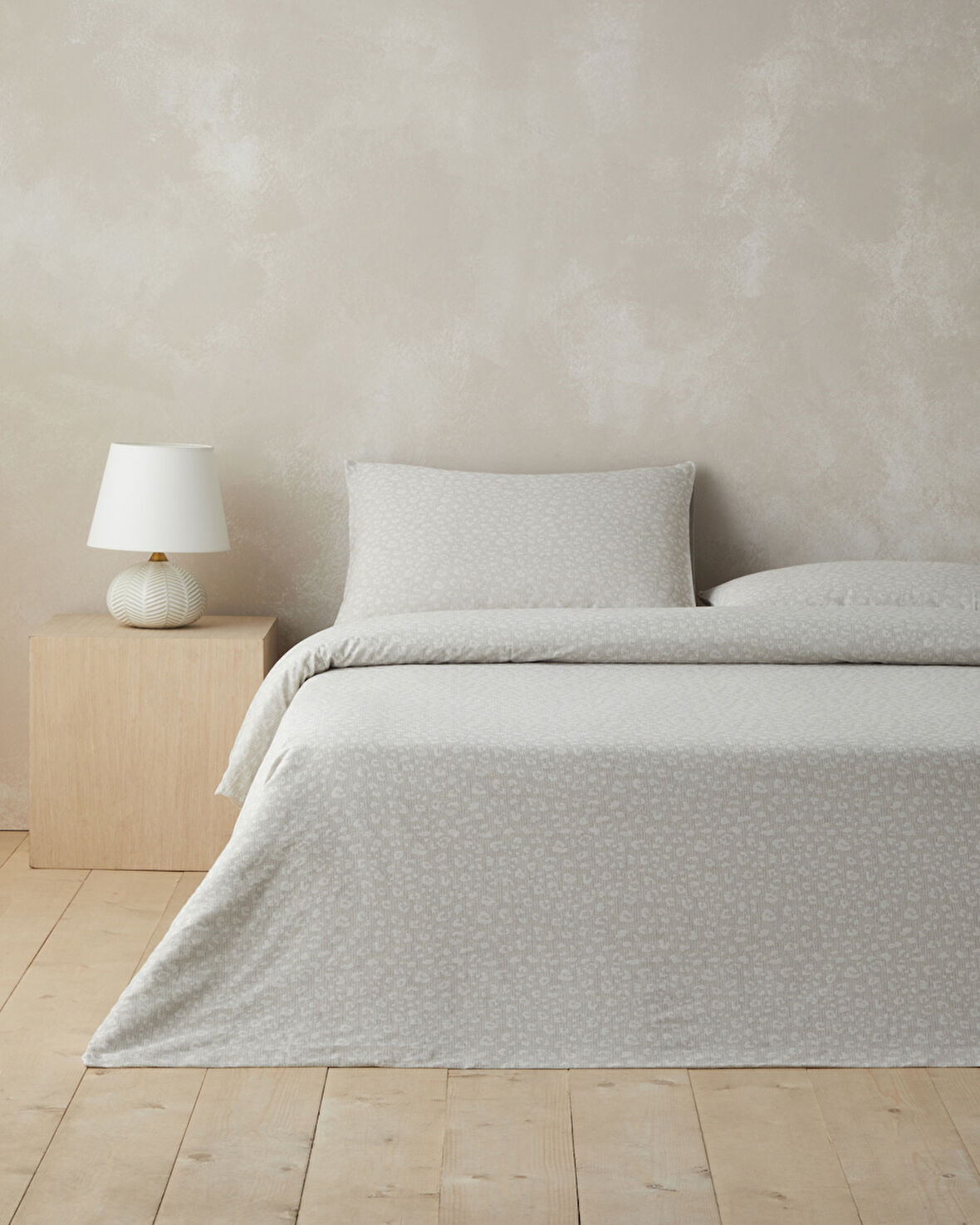 Lush Leopard Jakarlı Çift Kişilik Nevresim Takımı 200x220 cm Bej