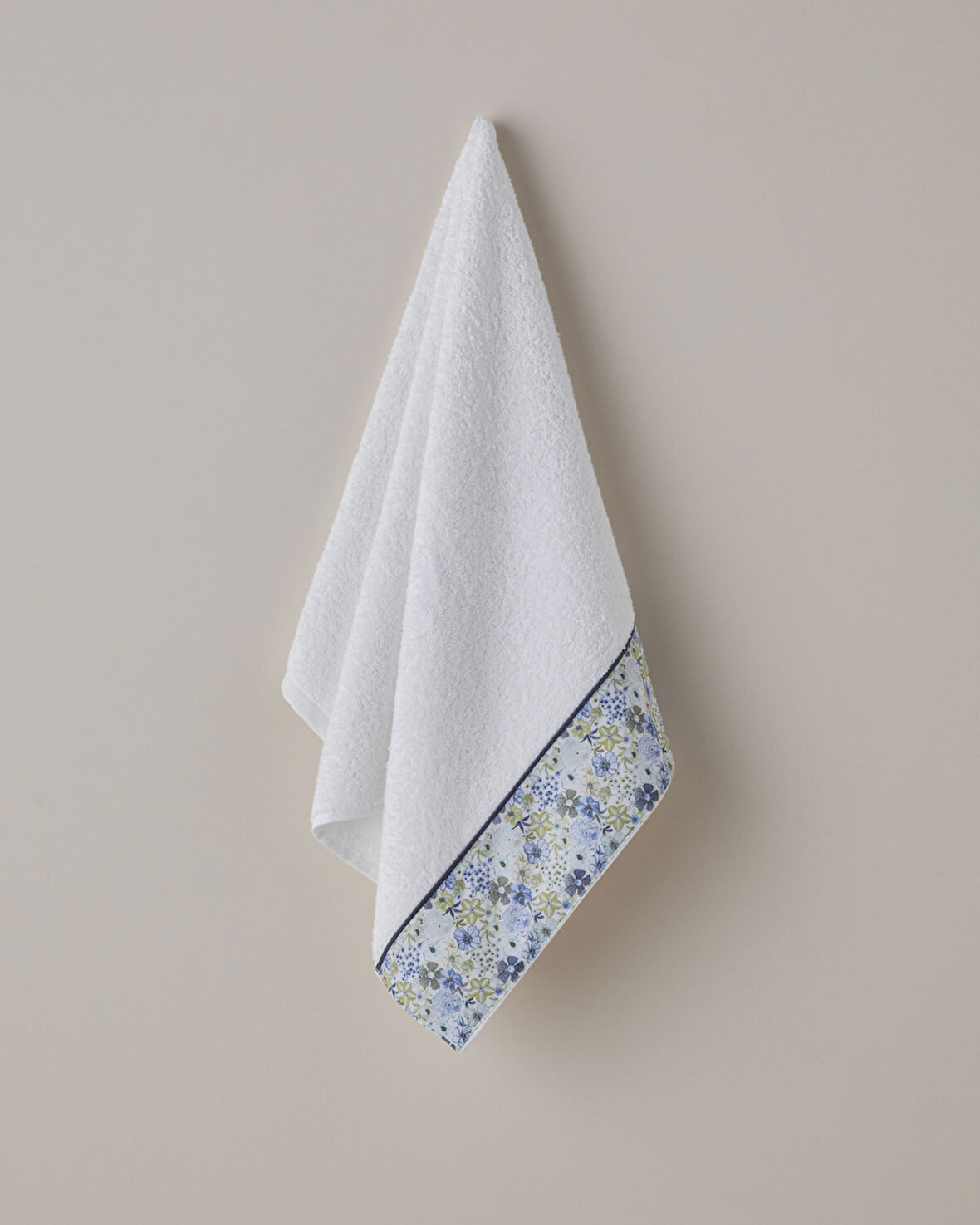 Florina Pamuk Yüz Havlusu 50x80 cm Beyaz