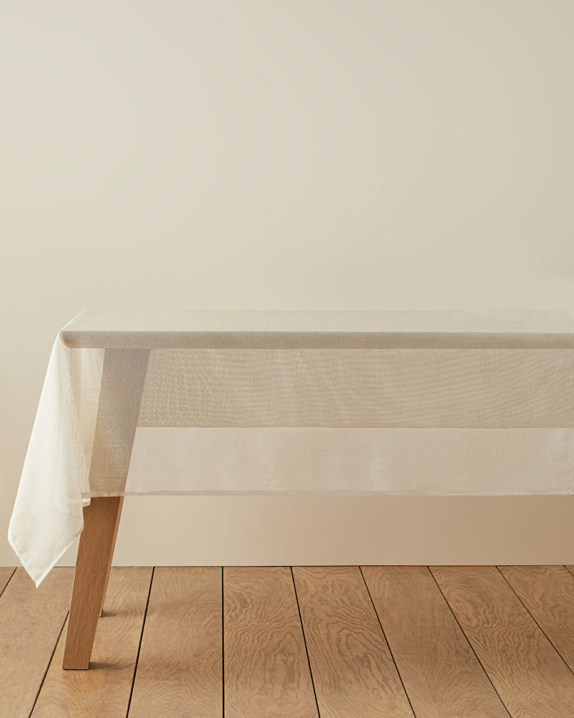 Nour Polyester Masa Örtüsü 145x200 cm Gold