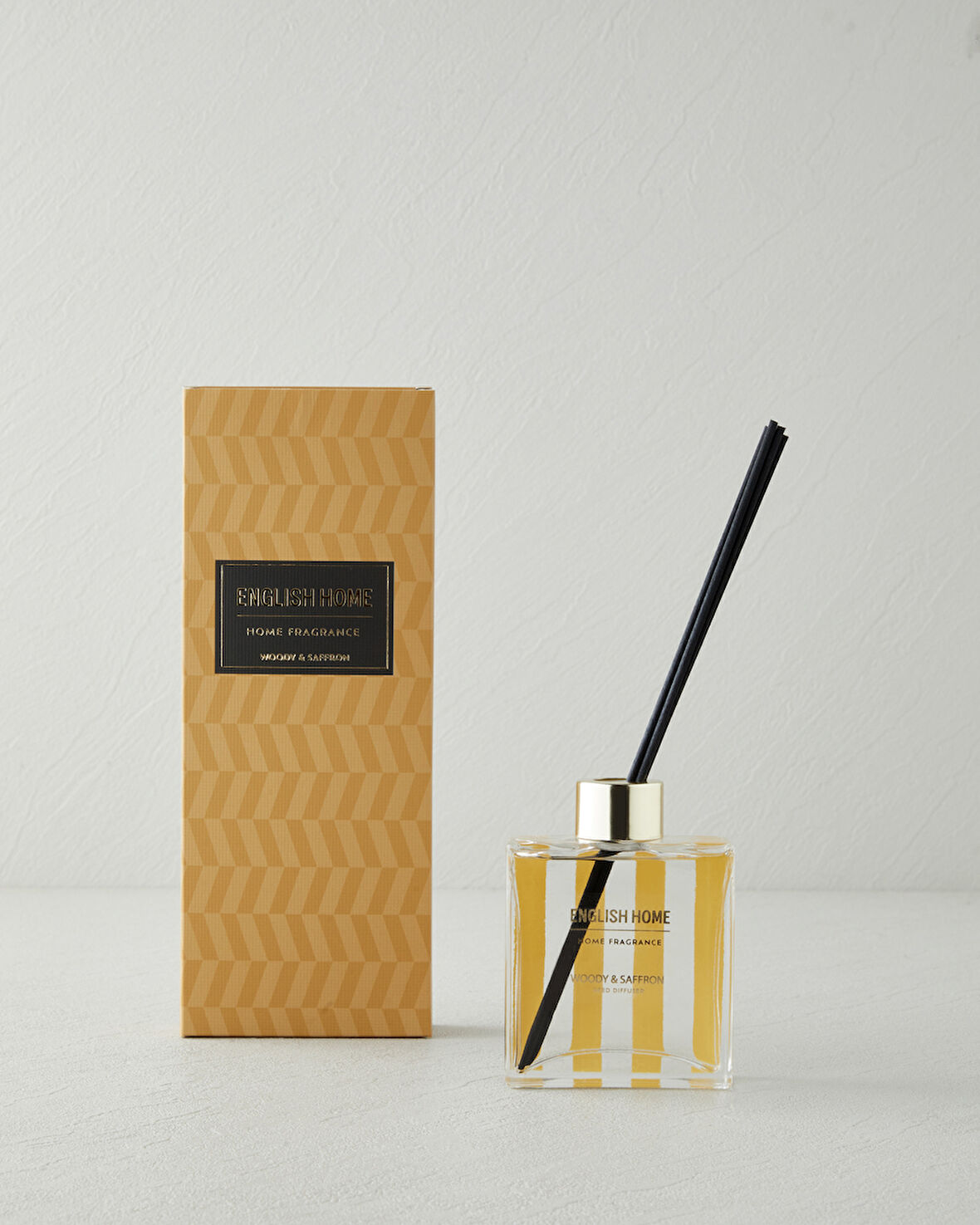 Woody&Saffron Çubuklu Oda Kokusu 100 ml