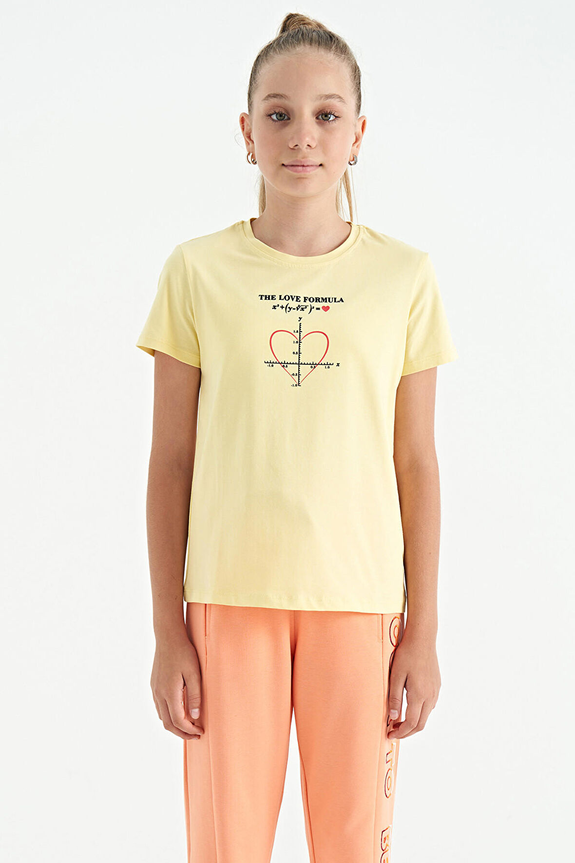 Sarı O Yaka Baskı Detaylı Rahat Kalıp Kız Çocuk T-Shirt - 75129 | 14-15 Yaş
