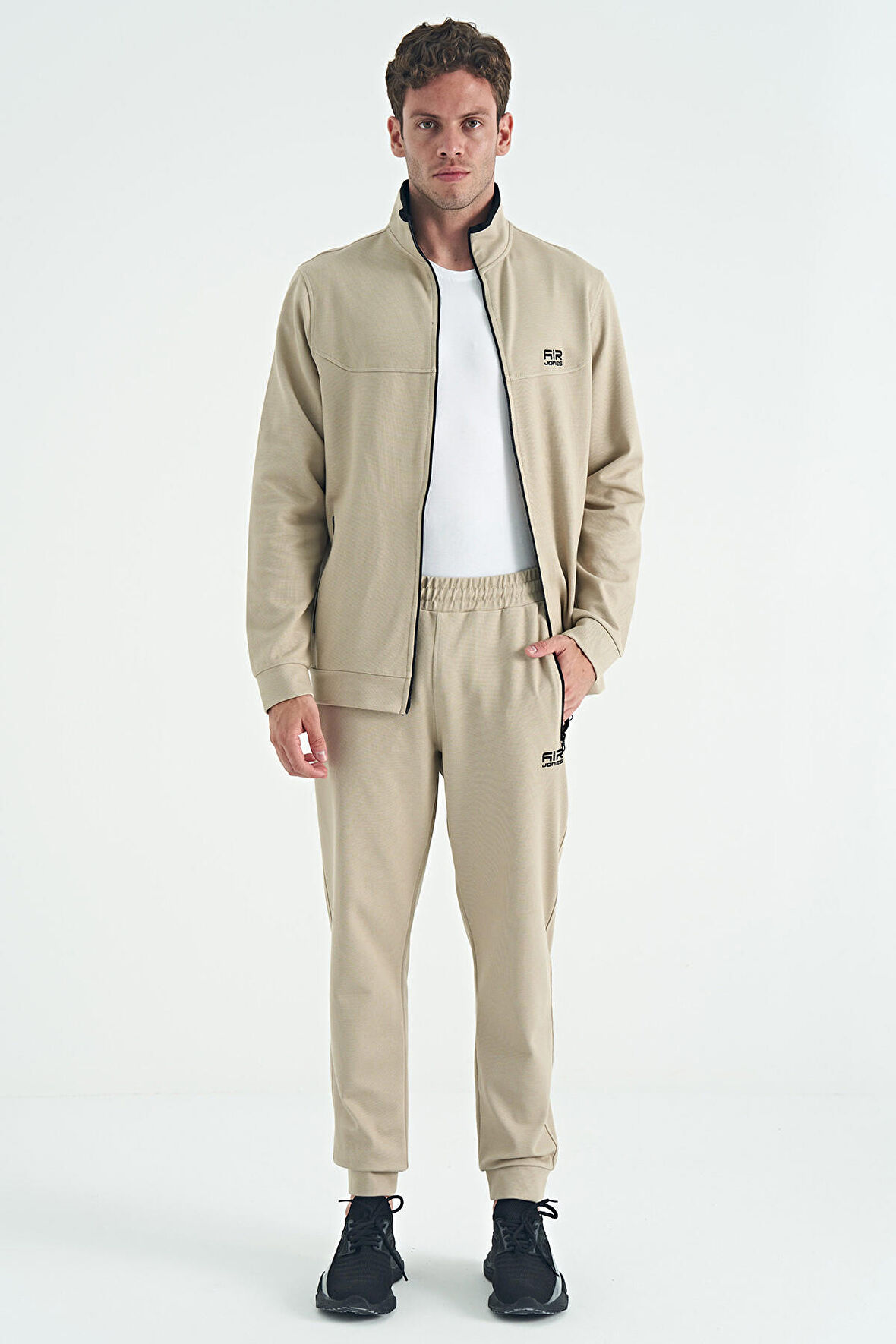 Bej Dik Yaka Fermuarlı Jogger Rahat Form Erkek Eşofman Takım - 85198 | S