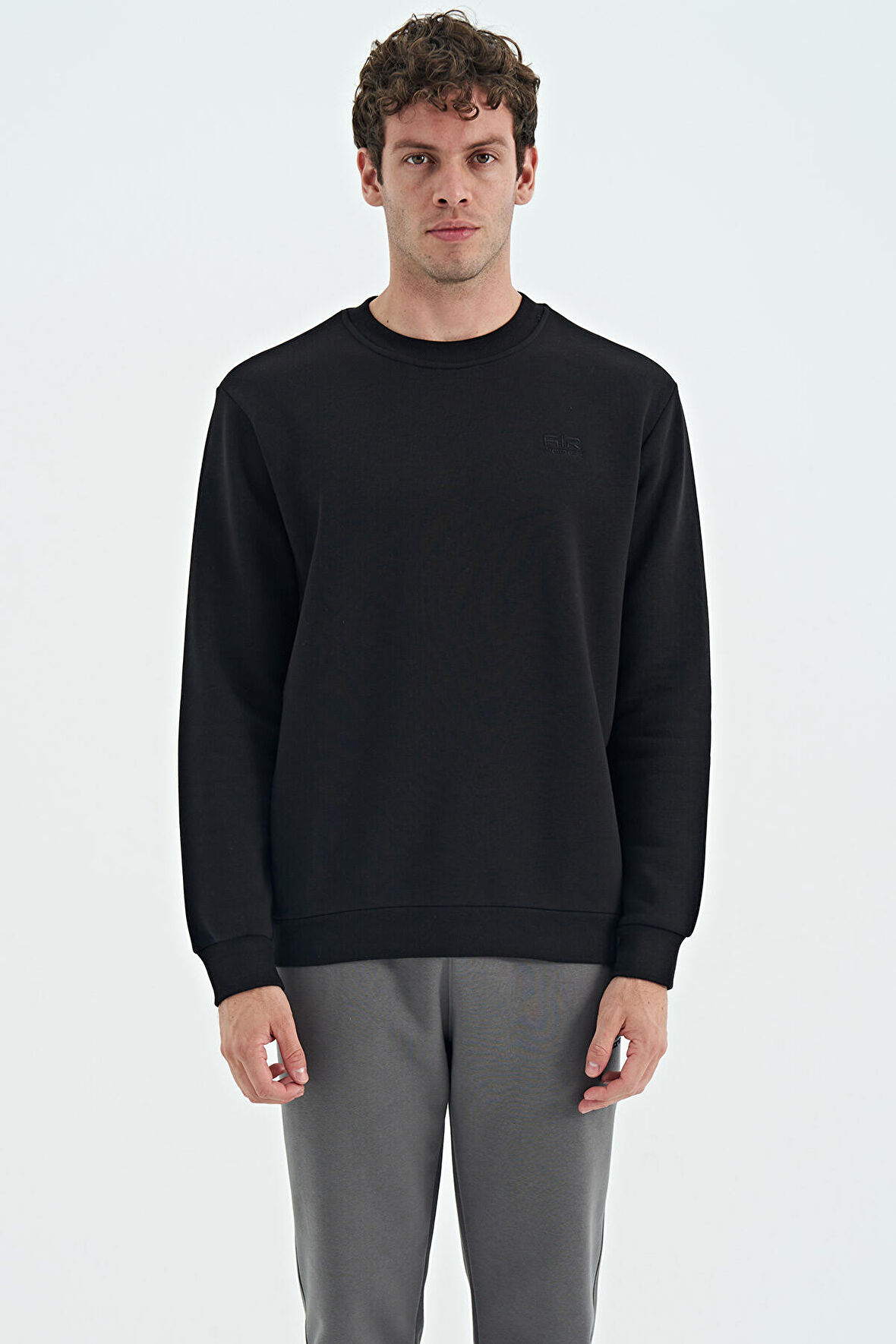 Siyah O Yaka Şardonlu Rahat Form Basic Erkek Sweatshirt - 88137 | L