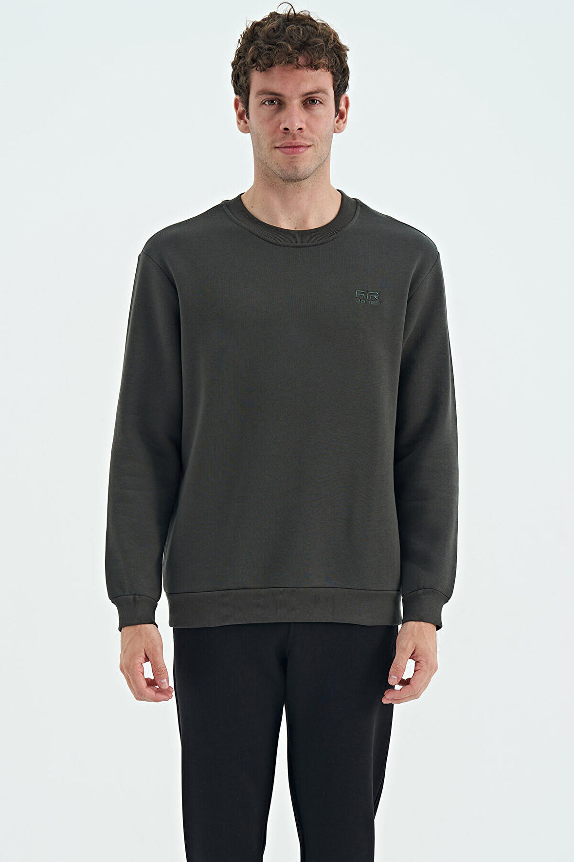 Haki O Yaka Şardonlu Rahat Form Basic Erkek Sweatshirt - 88137 | XL