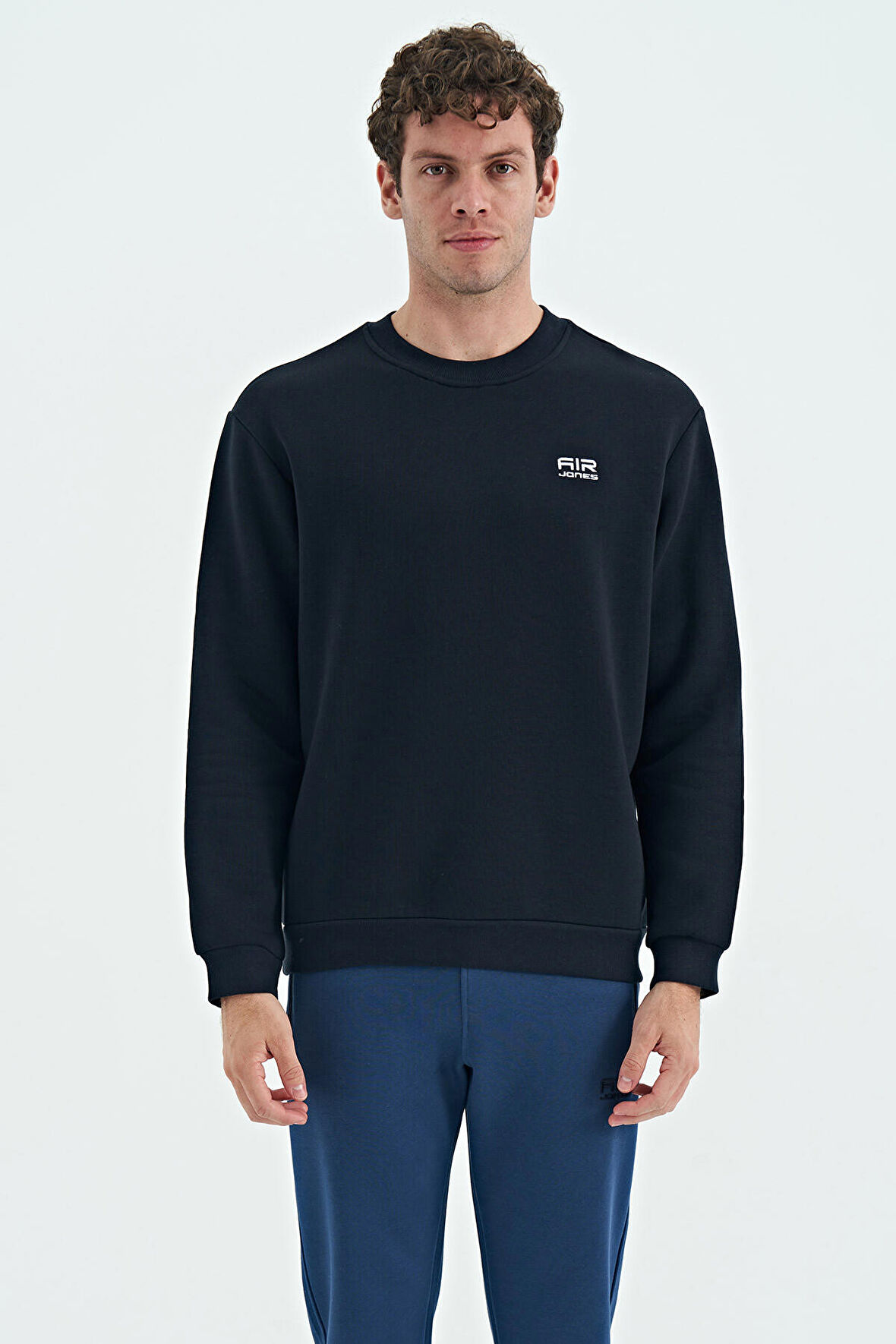 Lacivert O Yaka Şardonlu Rahat Form Basic Erkek Sweatshirt - 88137 | M