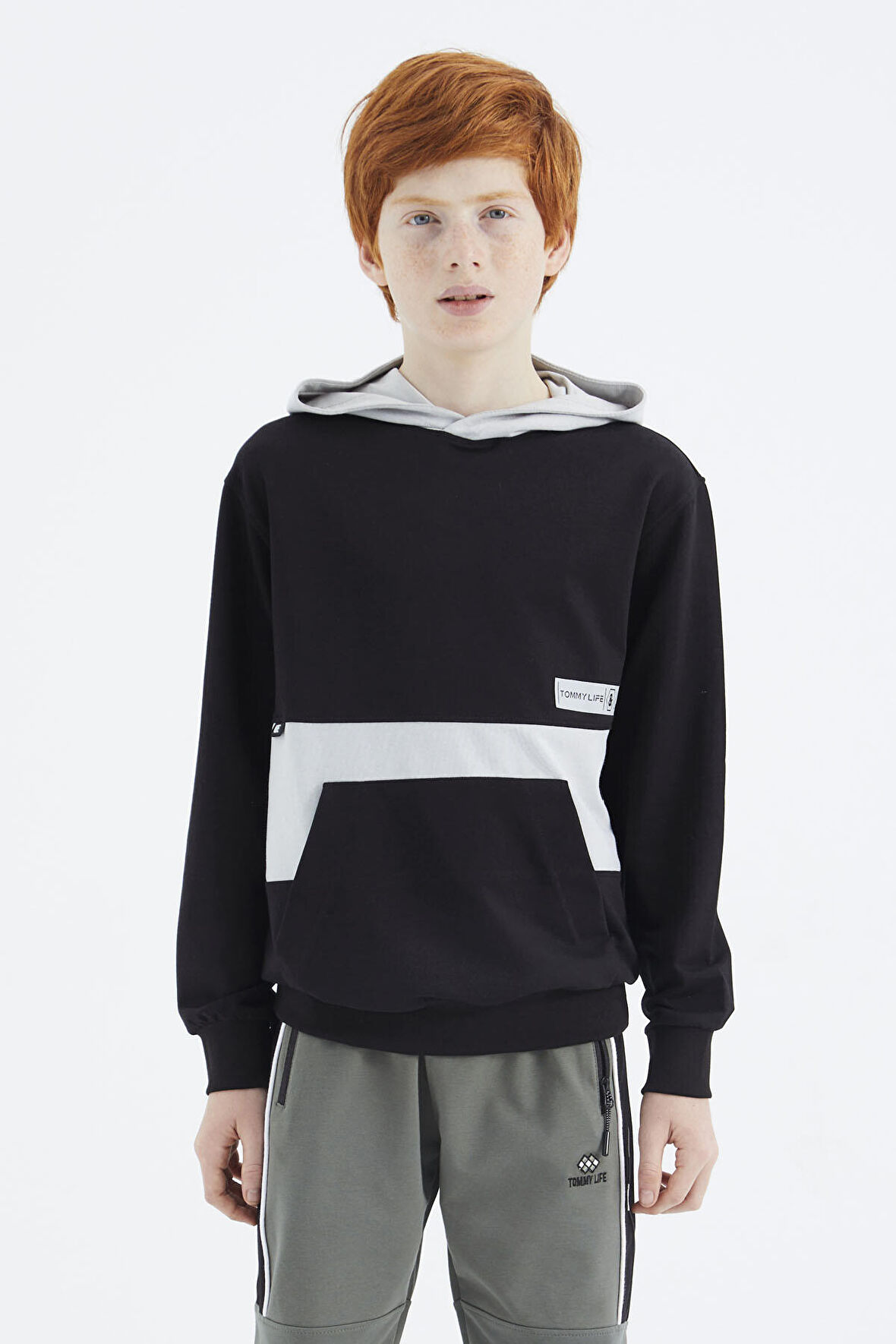 Siyah Standart Kalıp Erkek Çocuk Sweatshirt - 11179 | 10-11