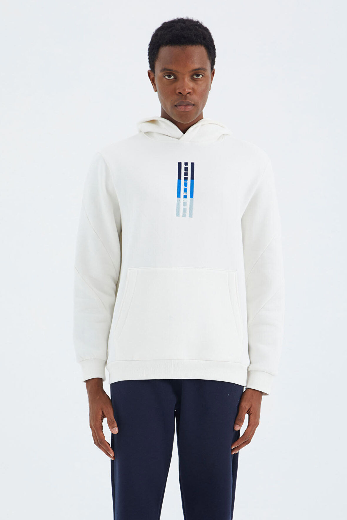 Ekru Kapüşonlu Nakış Detaylı Rahat Kalıp Erkek Sweatshirt - 88291 | XXL