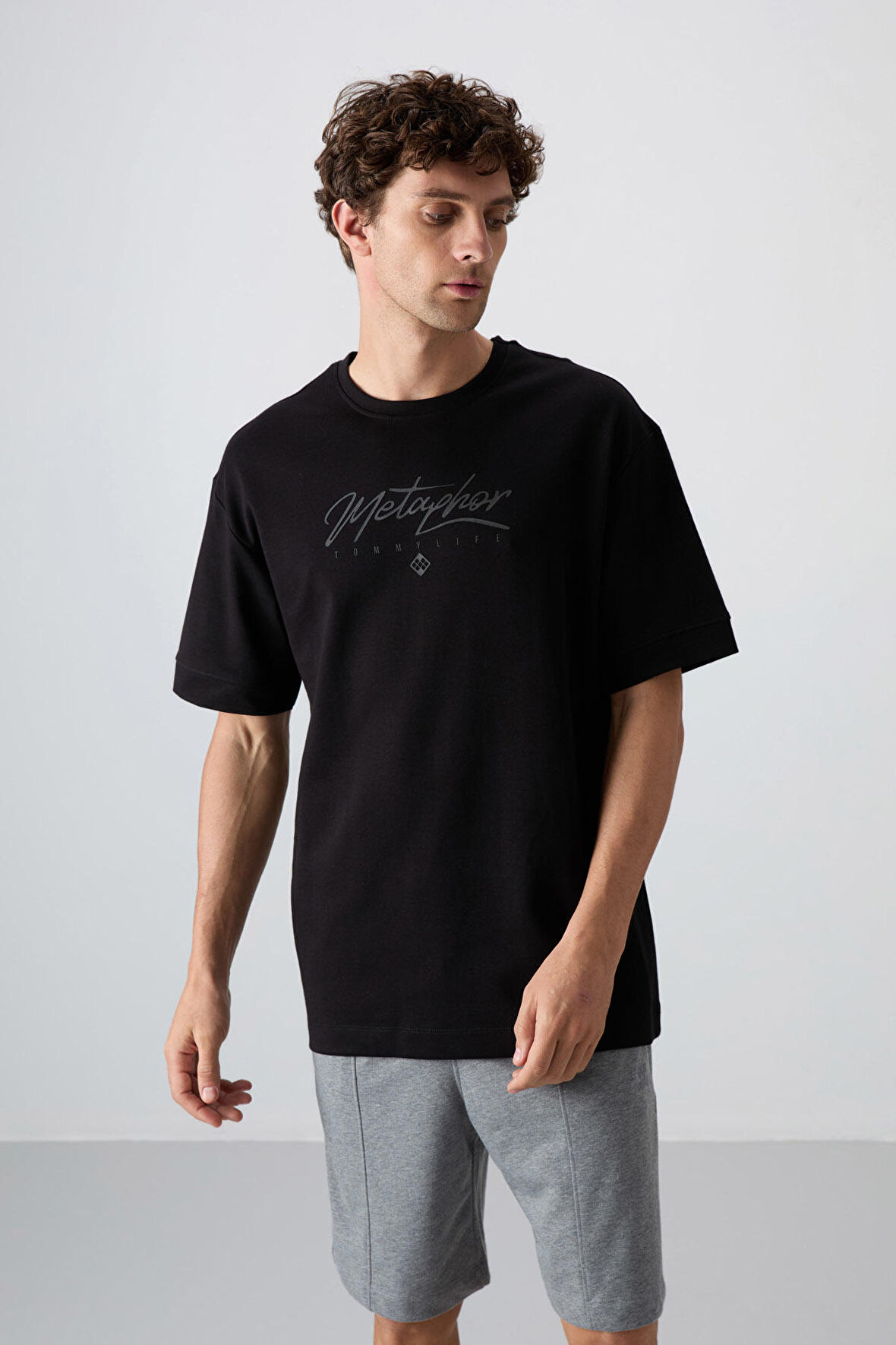 Siyah Pamuklu Kalın Yumuşak Dokulu Oversize Fit Baskılı Erkek T-Shirt - 88320 | XL
