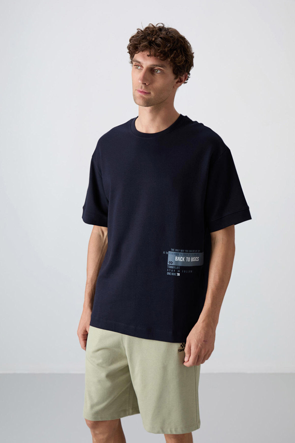 Lacivert Pamuklu Kalın Yumuşak Dokulu Oversize Fit Baskılı Erkek T-Shirt - 88322 | L