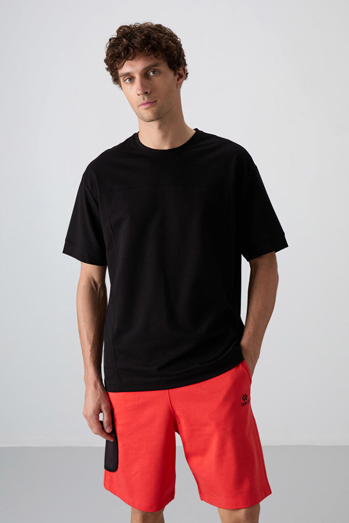 Siyah Pamuklu Kalın Yumuşak Dokulu Oversize Fit Basic Erkek T-Shirt - 88349 | M