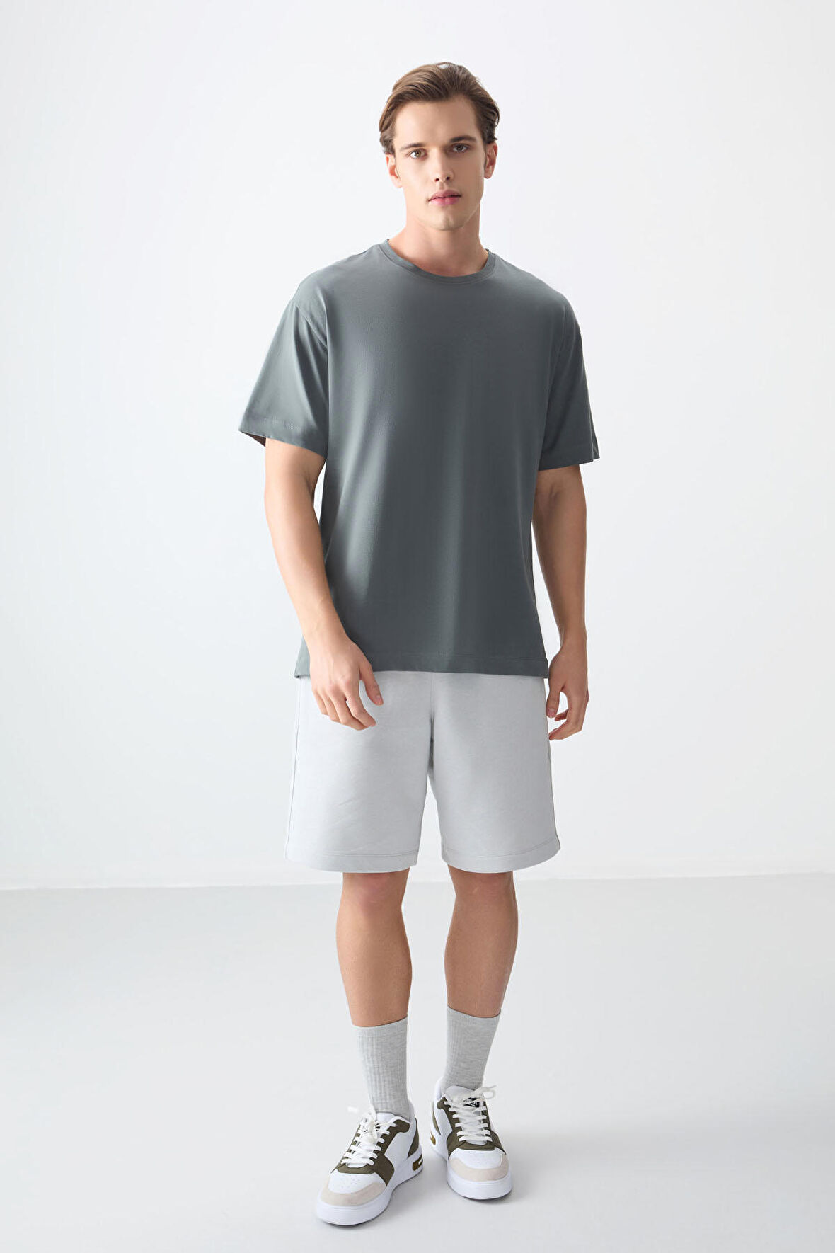 Haki %100 Pamuk Kalın Yumuşak Dokulu Oversize Fit Basic Erkek T- Shirt - 88353 | L