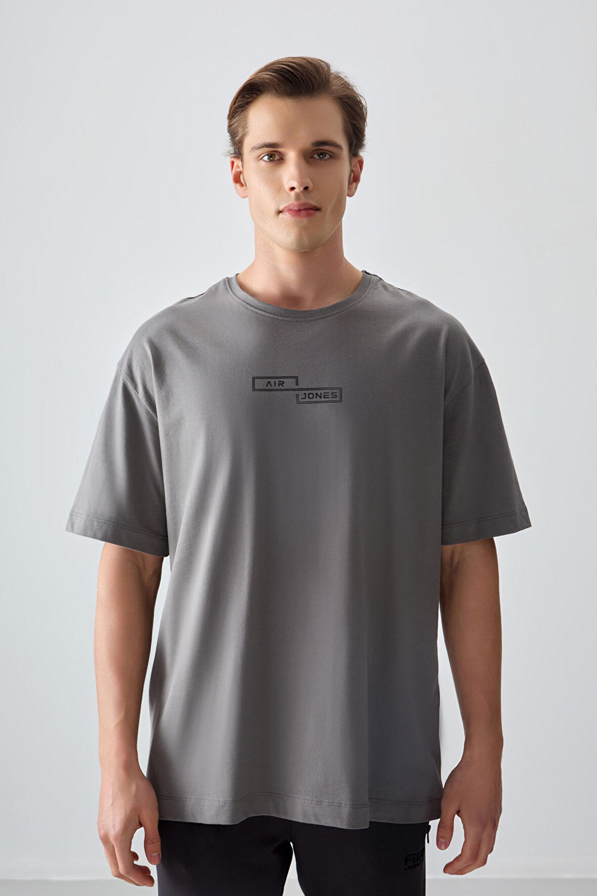 Koyu Gri %100 Pamuk Kalın Yumuşak Dokulu Oversize Fit Baskılı Erkek T- Shirt - 88361 | L