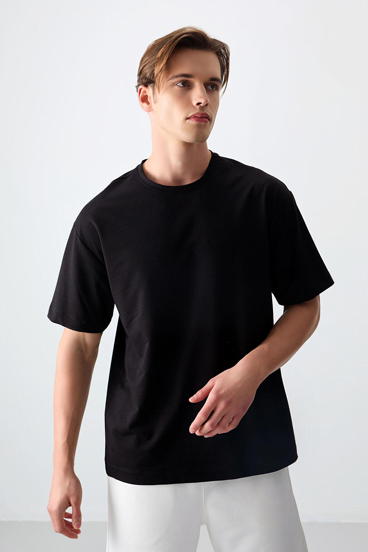 Siyah Pamuklu Kalın Yumuşak Dokulu Oversize Fit Basic Erkek T- Shirt - 88377 | M