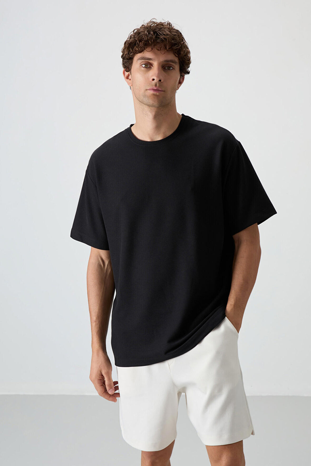 Siyah Waffle İnterlok Yüzeyi Dokulu Oversize Fit Basic Erkek T-Shirt - 88379